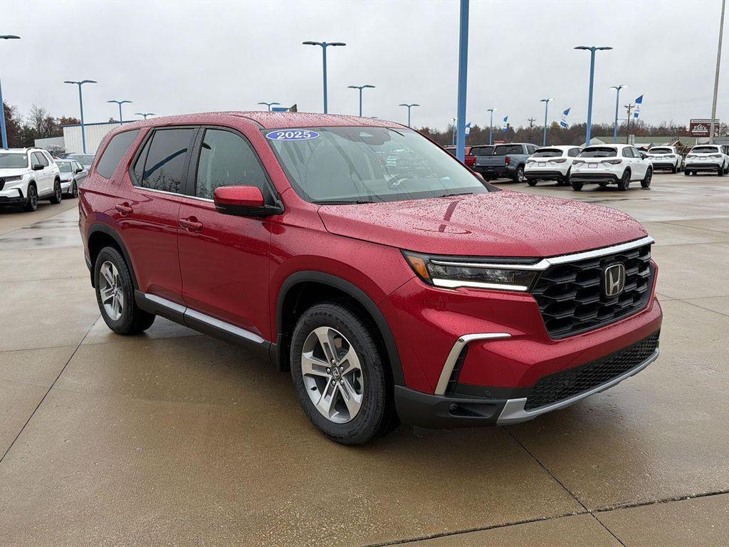 new 2025 Honda Pilot car, priced at $46,280