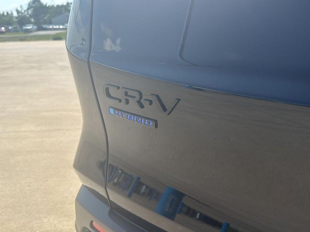 new 2026 Honda CR-V Hybrid car, priced at $40,250