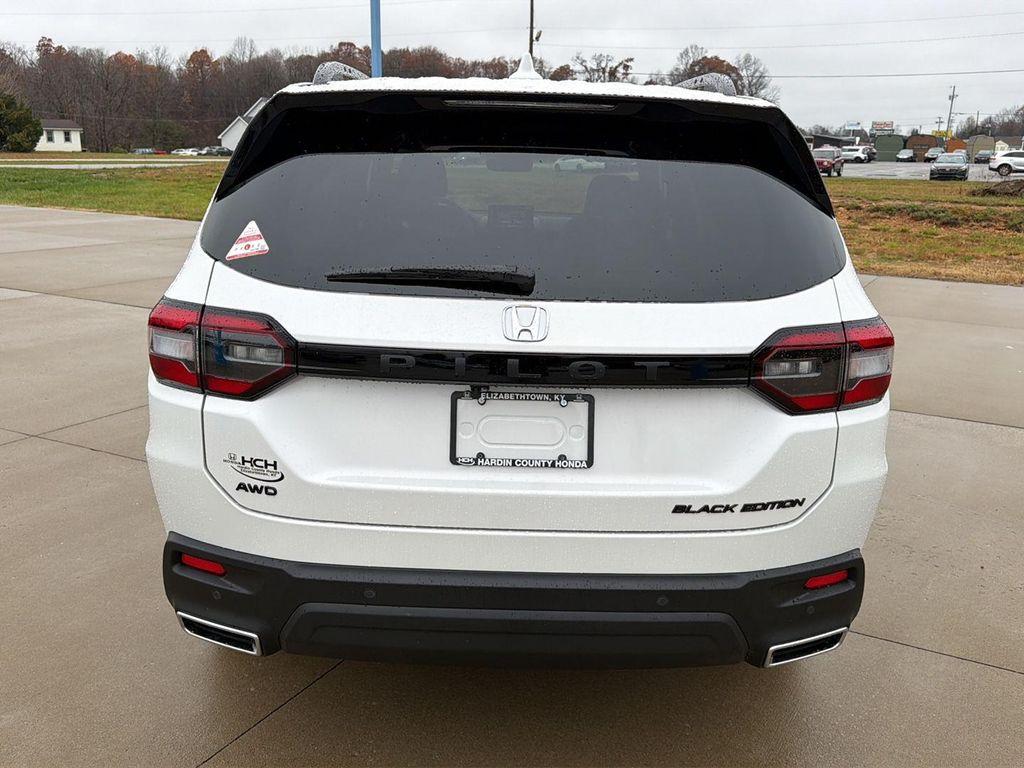 new 2025 Honda Pilot car, priced at $55,030