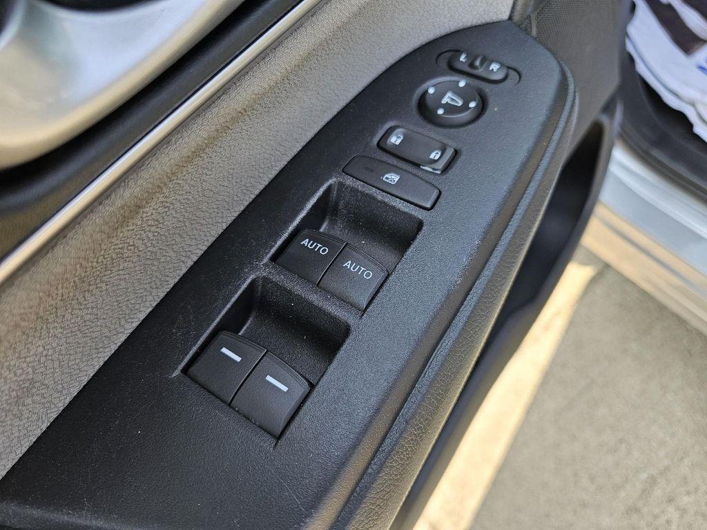 used 2022 Honda CR-V car, priced at $21,000