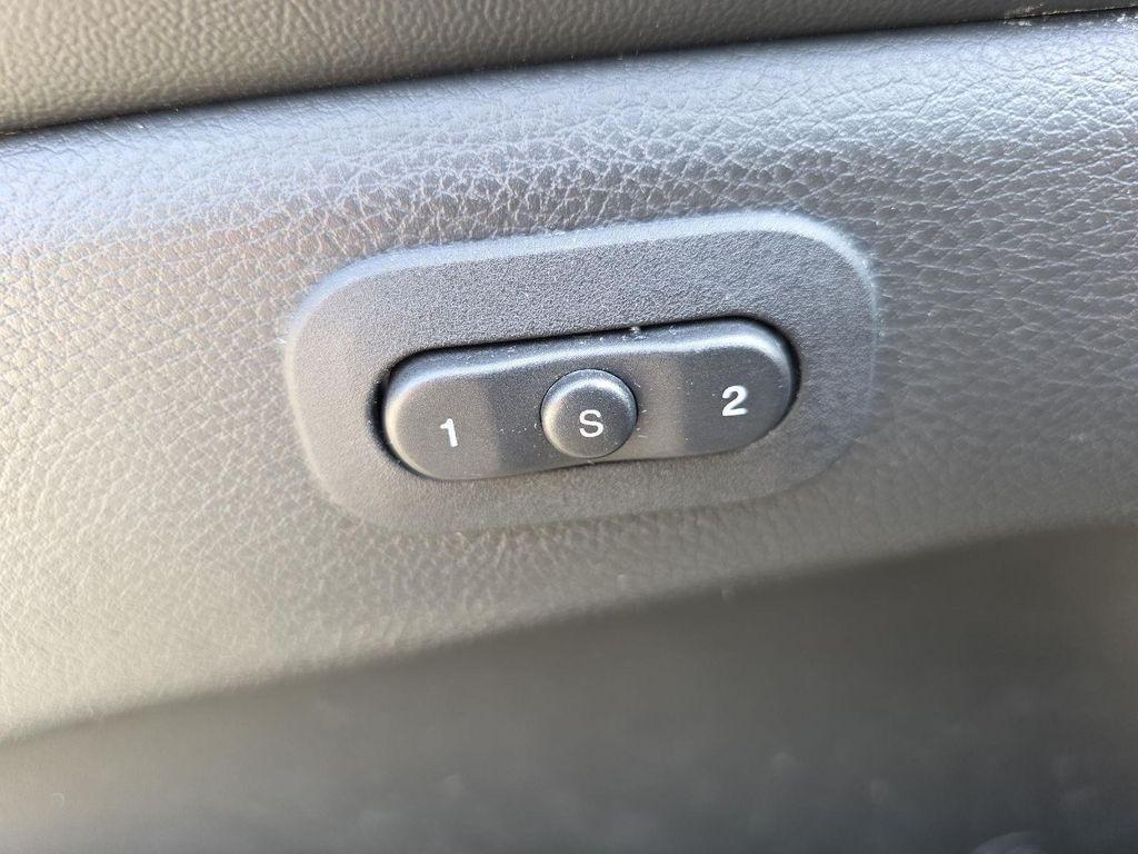 used 2016 Jeep Grand Cherokee car, priced at $11,900