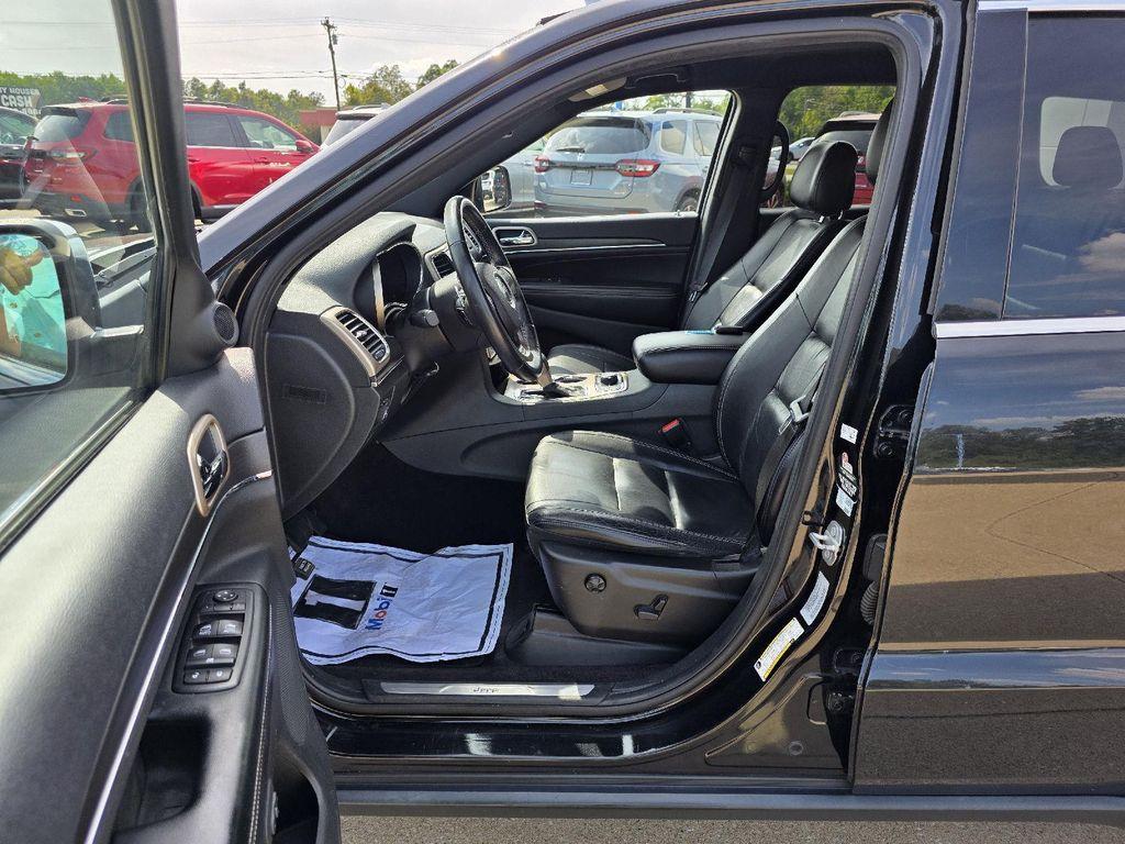 used 2016 Jeep Grand Cherokee car, priced at $11,900