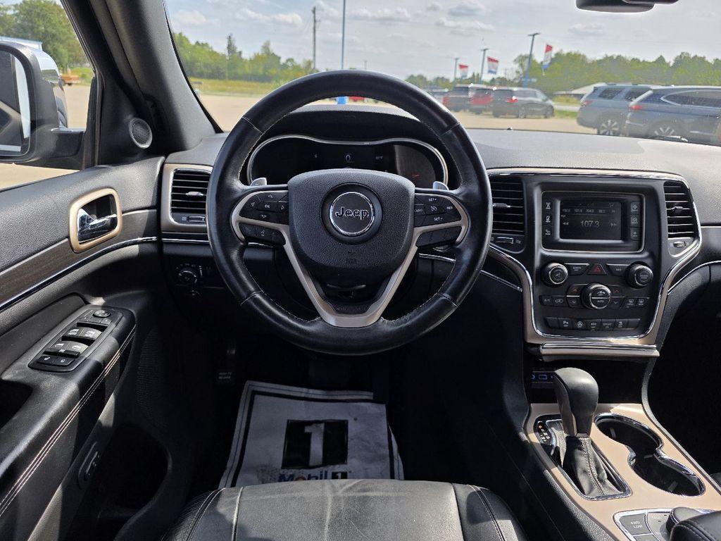 used 2016 Jeep Grand Cherokee car, priced at $11,900