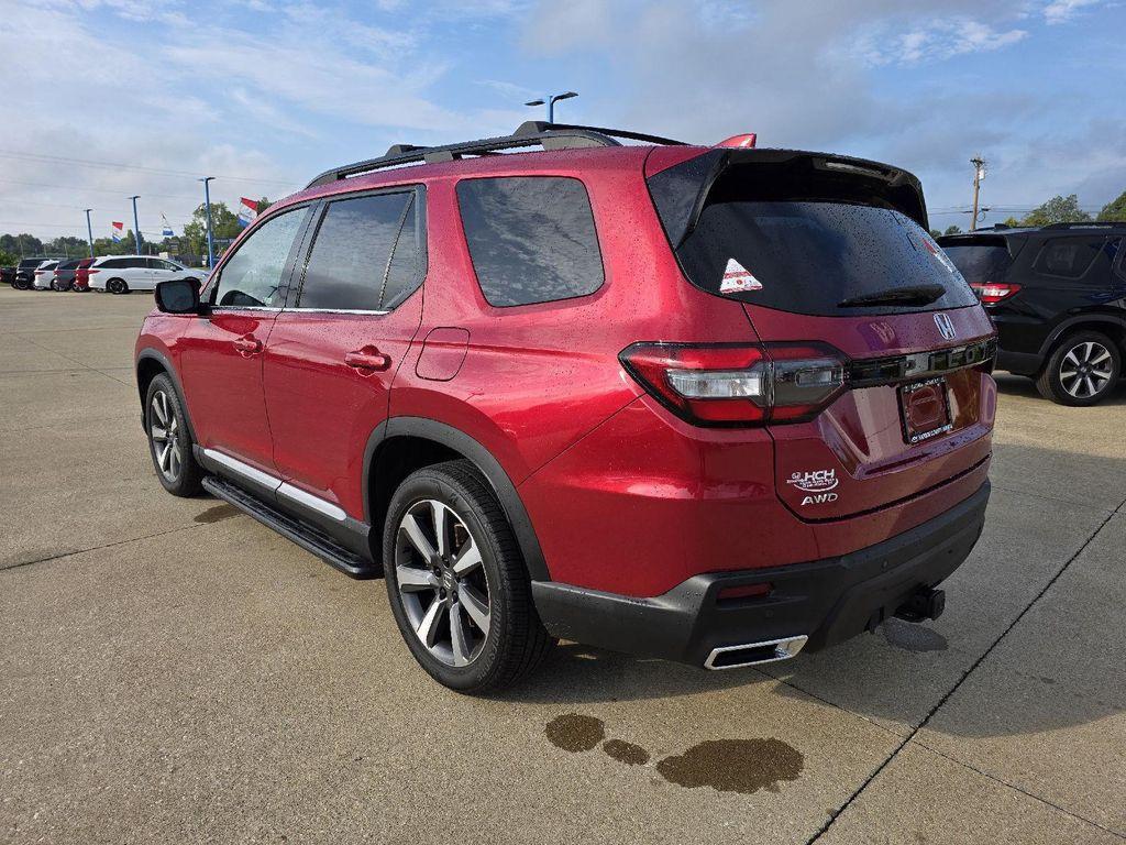 used 2023 Honda Pilot car, priced at $42,167