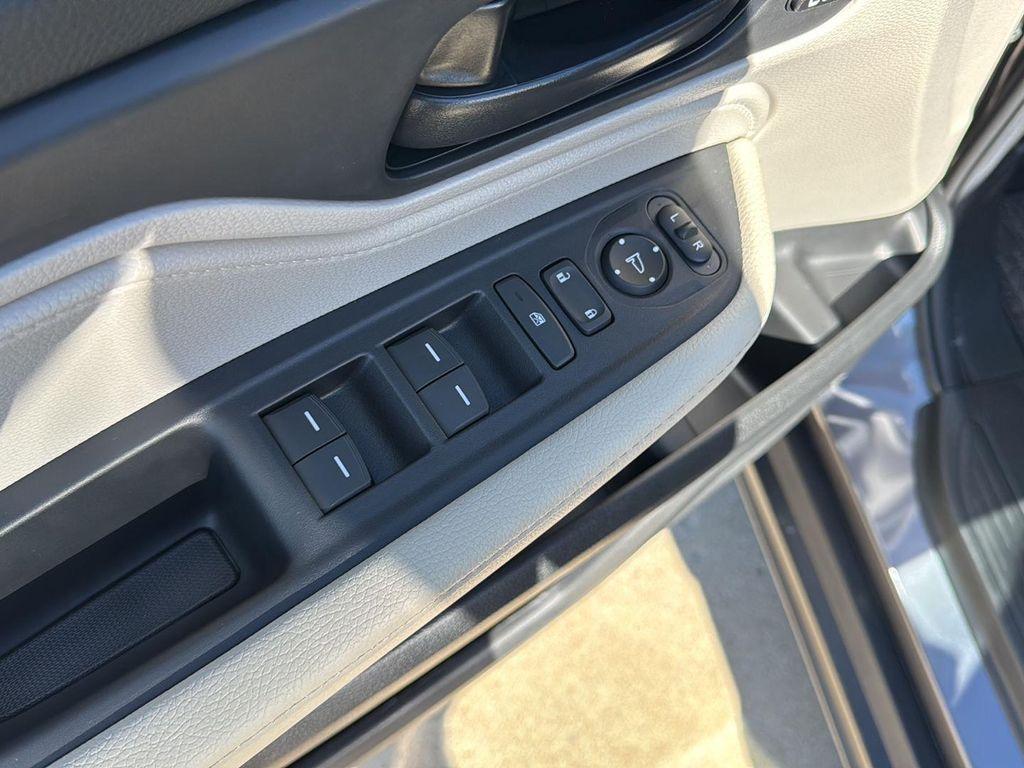 new 2026 Honda Odyssey car, priced at $45,320