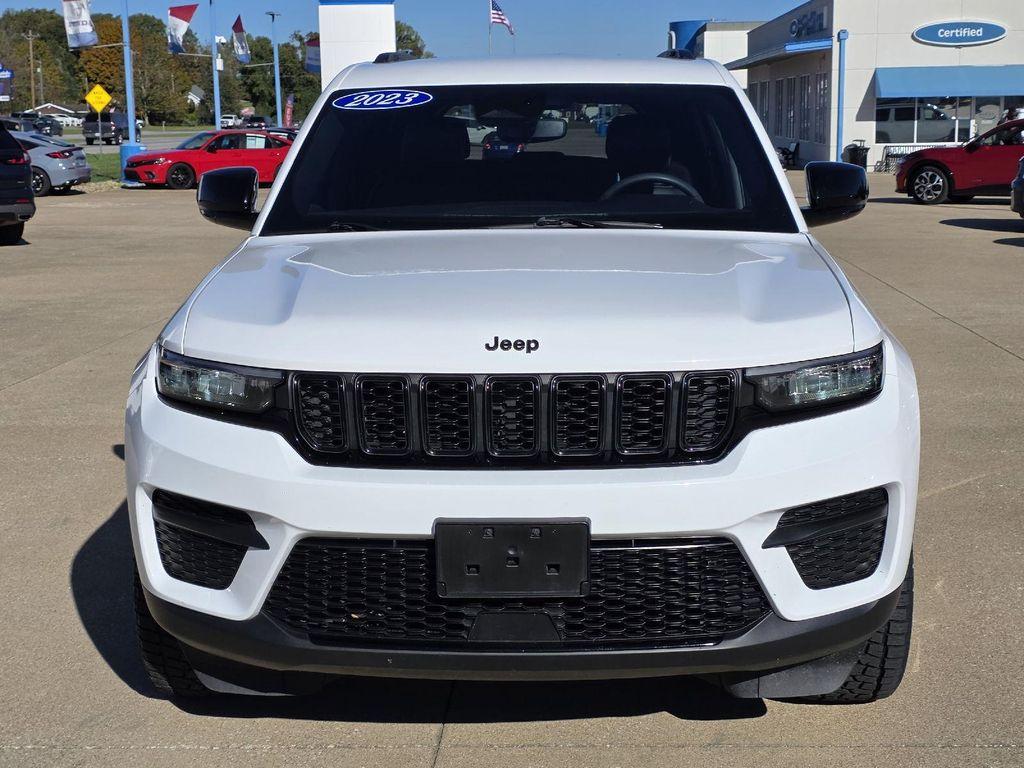 used 2023 Jeep Grand Cherokee car, priced at $26,900