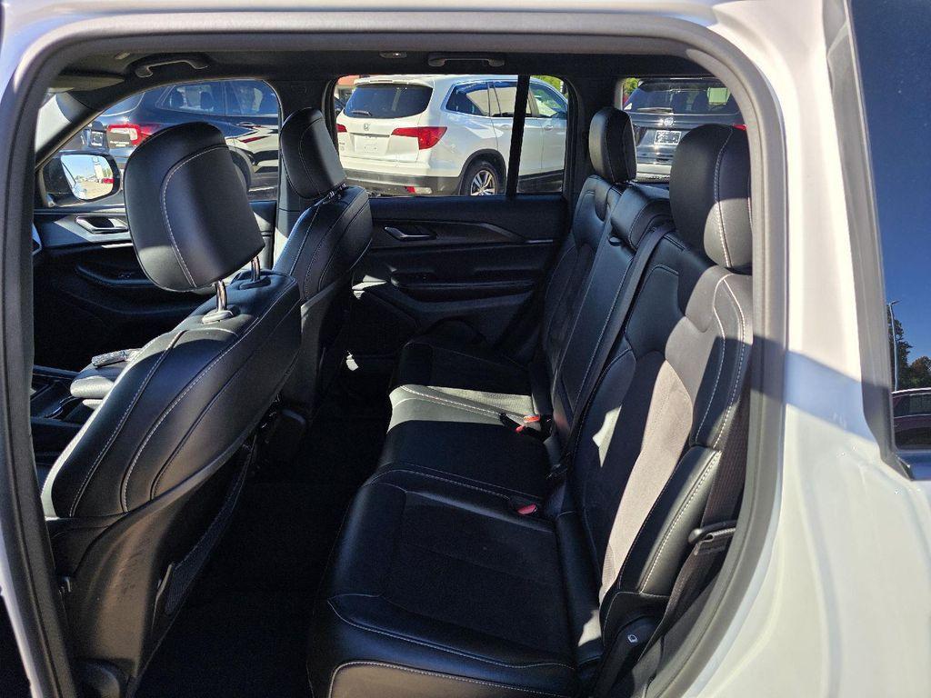 used 2023 Jeep Grand Cherokee car, priced at $26,900