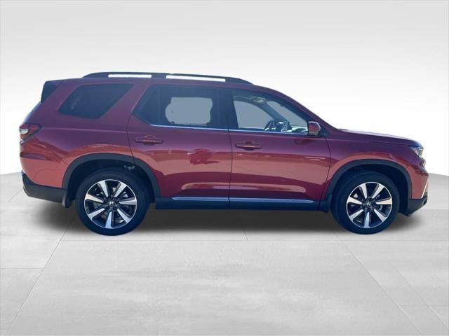 new 2025 Honda Pilot car, priced at $52,180