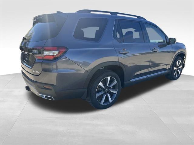 new 2025 Honda Pilot car, priced at $51,685