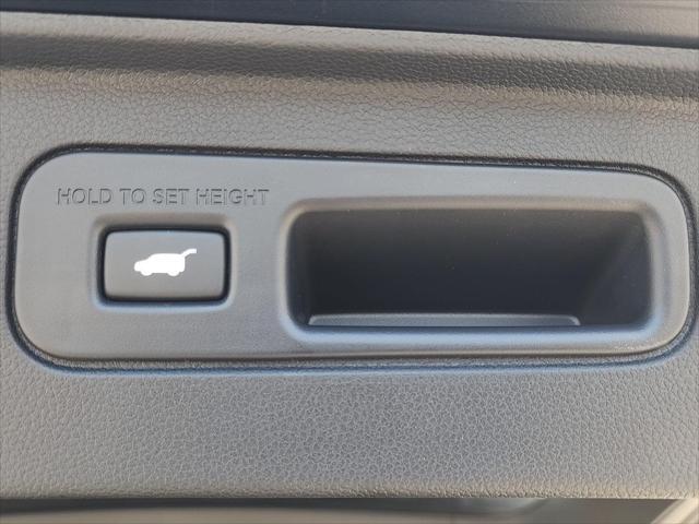 used 2025 Honda Pilot car, priced at $53,700