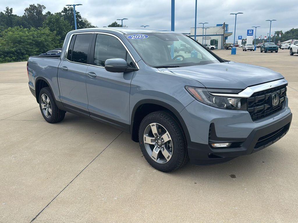 new 2025 Honda Ridgeline car, priced at $43,385