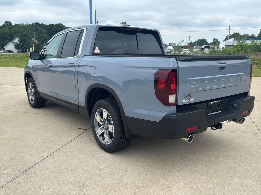 new 2025 Honda Ridgeline car, priced at $43,385