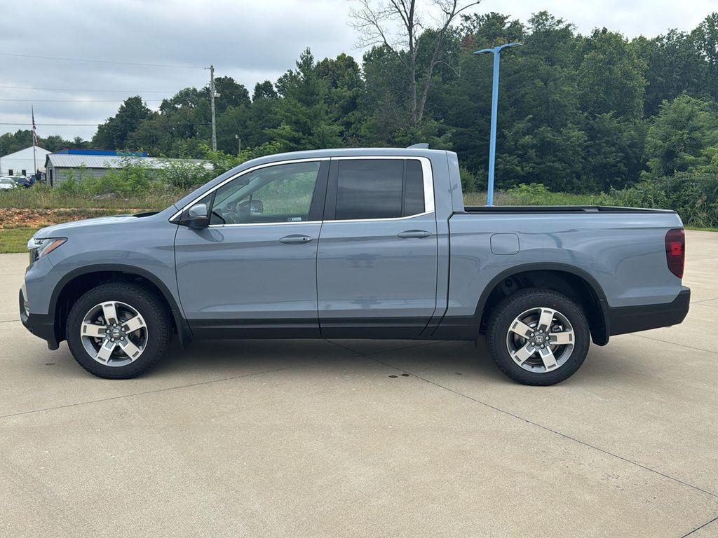 new 2025 Honda Ridgeline car, priced at $43,385
