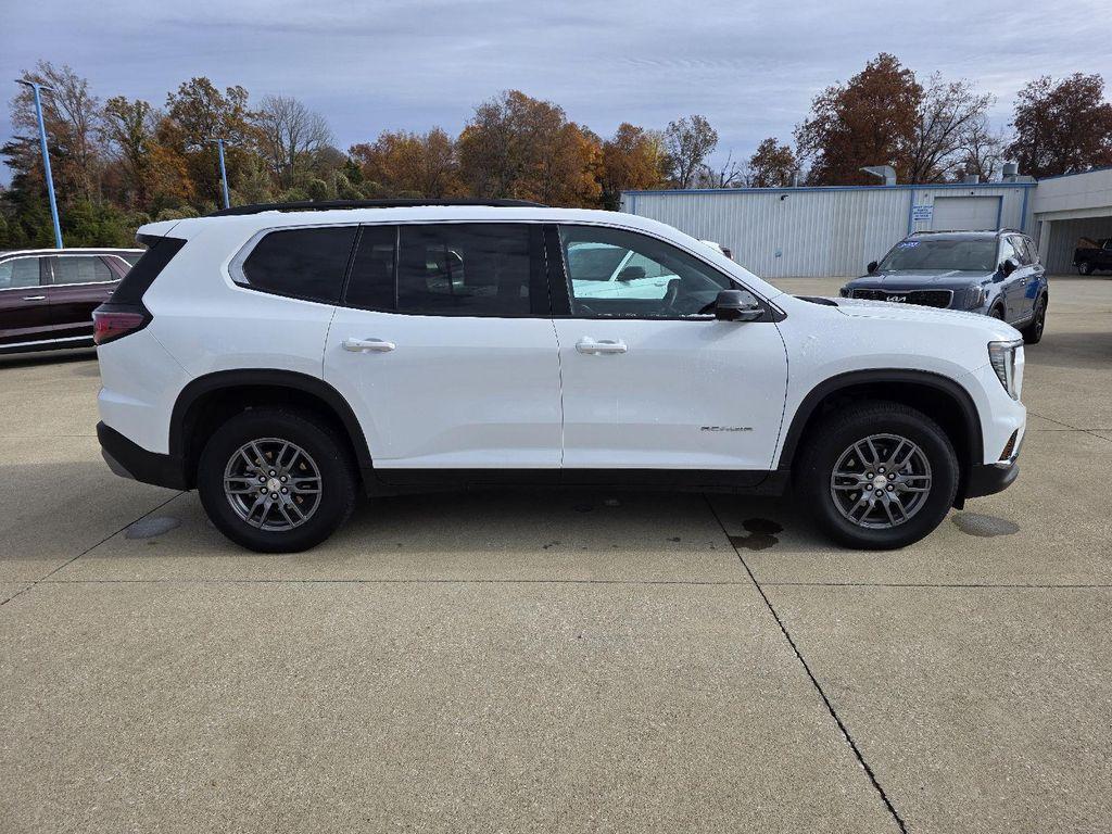 used 2025 GMC Acadia car, priced at $34,900