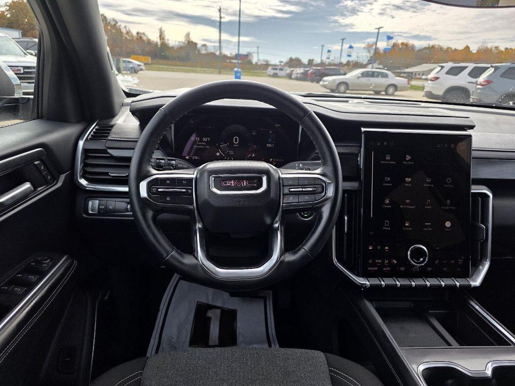 used 2025 GMC Acadia car, priced at $34,900