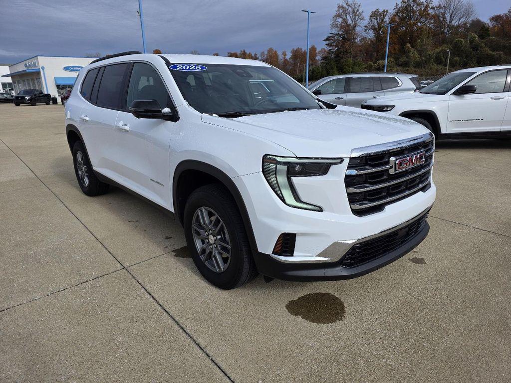 used 2025 GMC Acadia car, priced at $34,900