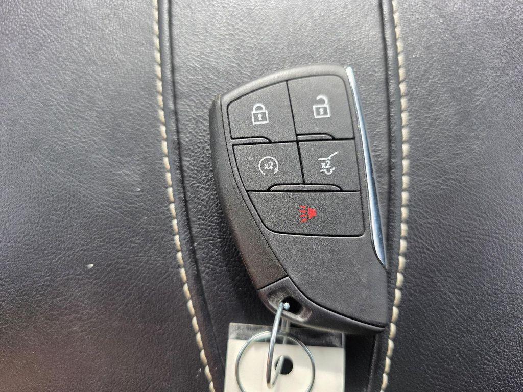 used 2025 GMC Acadia car, priced at $34,900