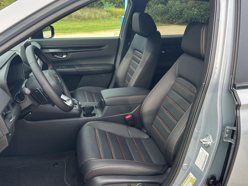 new 2026 Honda CR-V Hybrid car, priced at $40,745