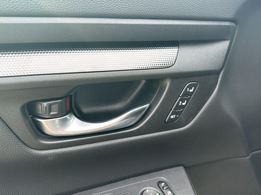 new 2026 Honda CR-V Hybrid car, priced at $40,745