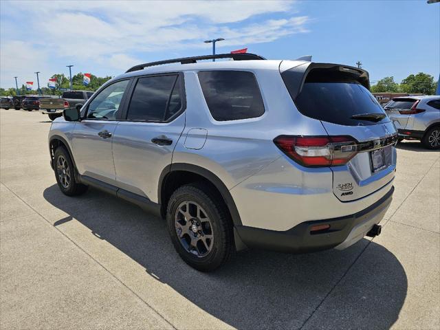 used 2025 Honda Pilot car, priced at $48,900