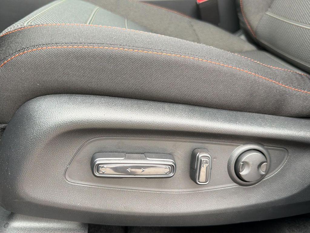 new 2026 Honda CR-V Hybrid car, priced at $39,096