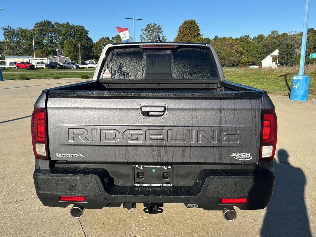 new 2025 Honda Ridgeline car, priced at $42,975