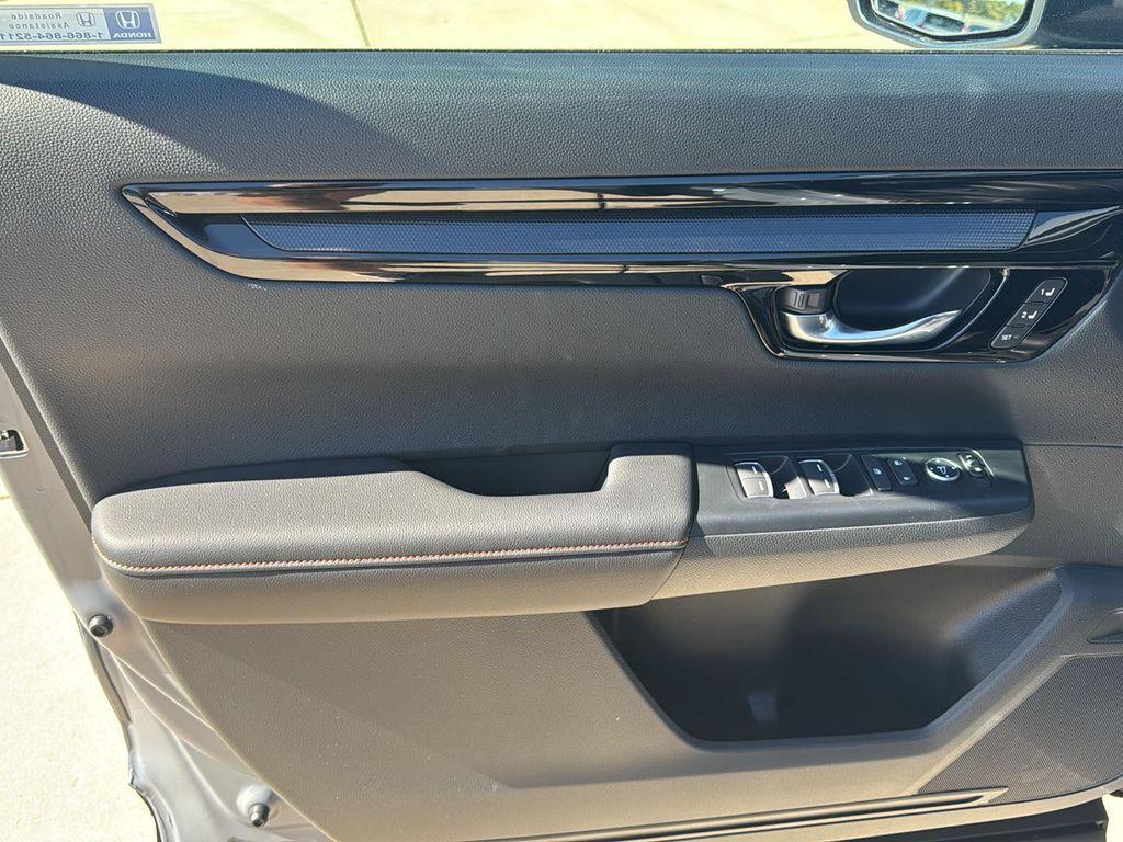 new 2026 Honda CR-V Hybrid car, priced at $41,522