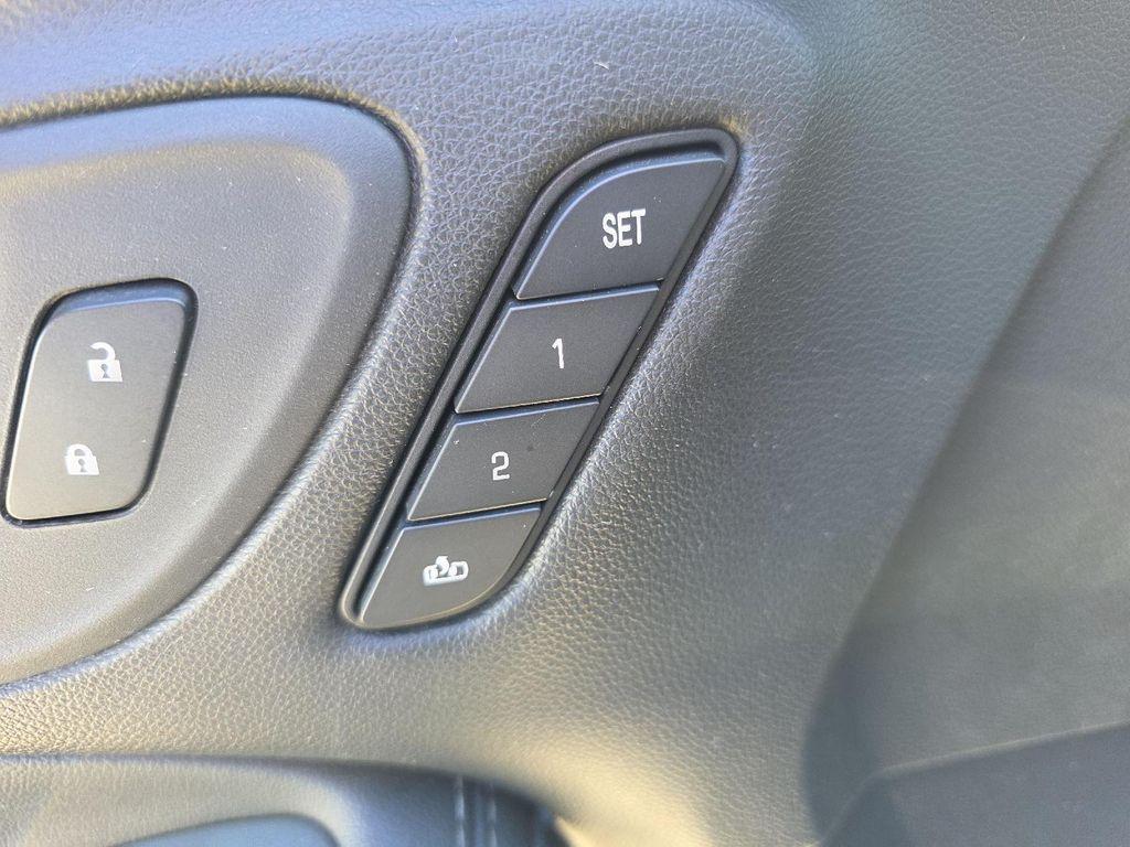 used 2021 Buick Encore GX car, priced at $18,500