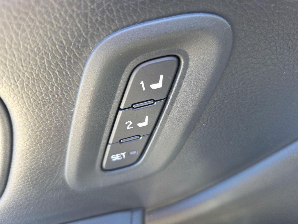 used 2023 Honda Pilot car, priced at $42,900