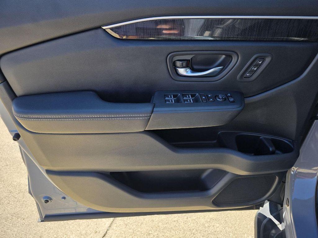 used 2023 Honda Pilot car, priced at $42,900