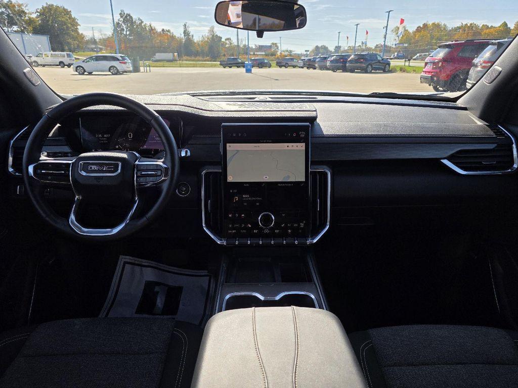 used 2025 GMC Acadia car, priced at $35,170