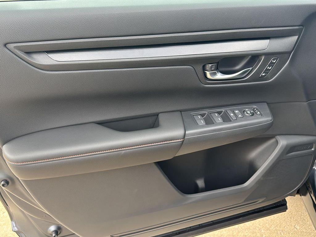 new 2026 Honda CR-V Hybrid car, priced at $40,447