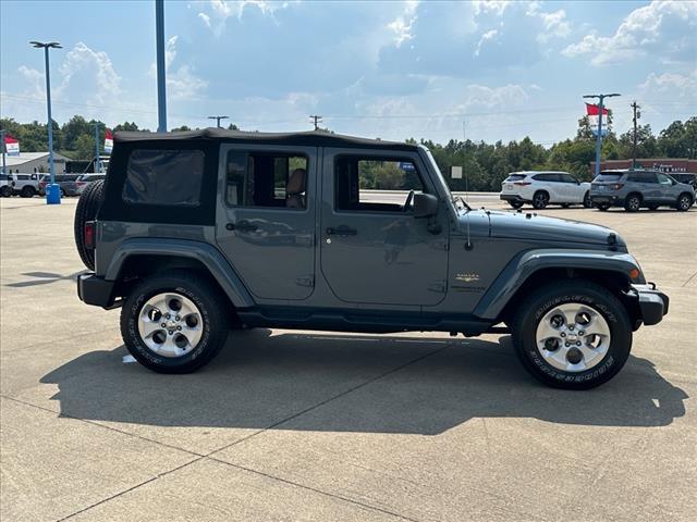 used 2015 Jeep Wrangler Unlimited car, priced at $24,115