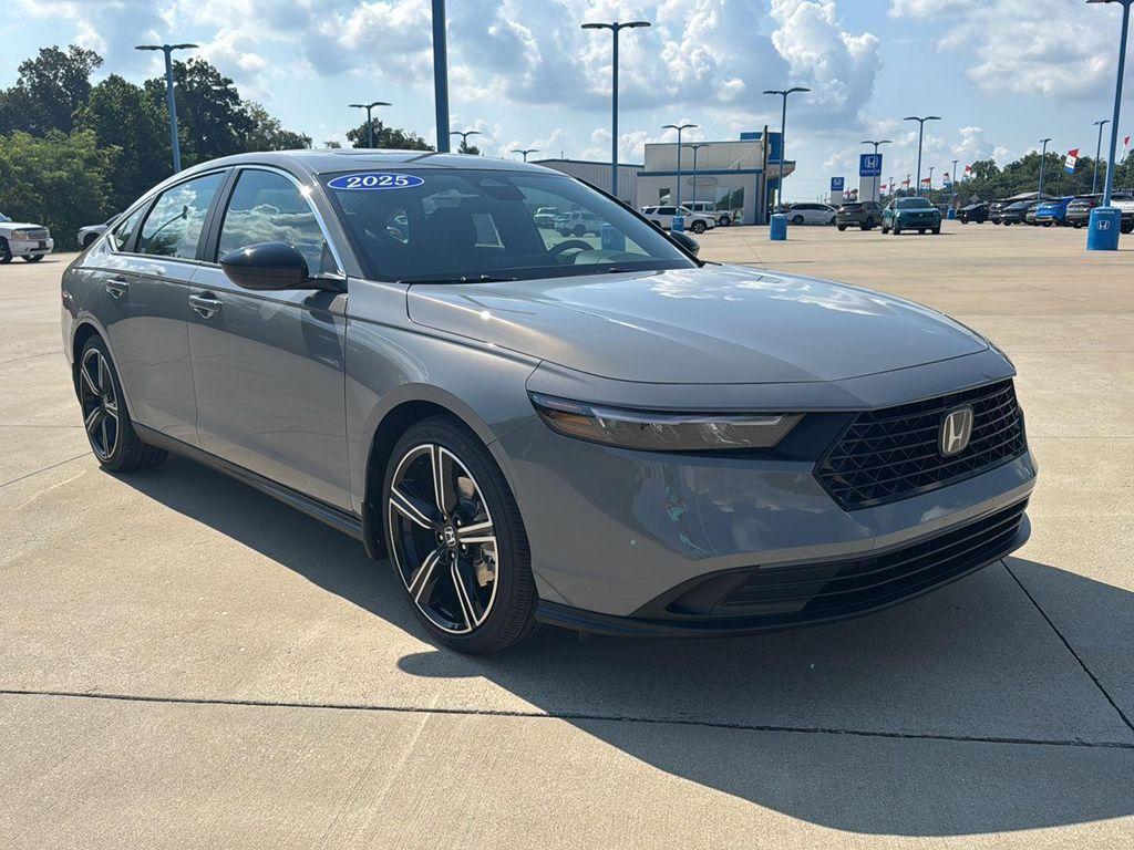 new 2025 Honda Accord Hybrid car, priced at $34,686