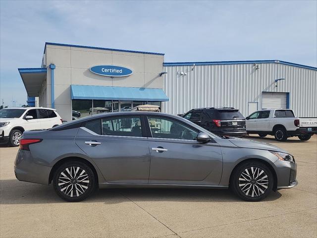 used 2023 Nissan Altima car, priced at $22,800