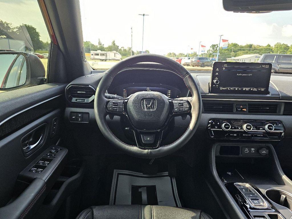 used 2025 Honda Pilot car, priced at $54,754
