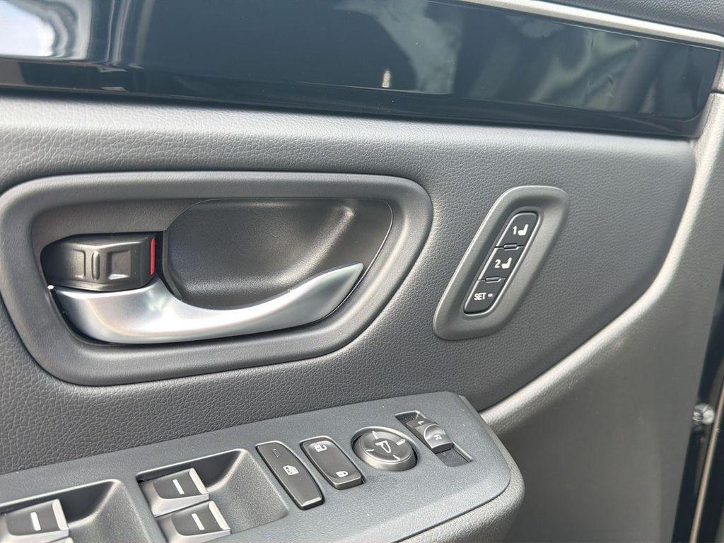 new 2025 Honda Pilot car, priced at $48,375