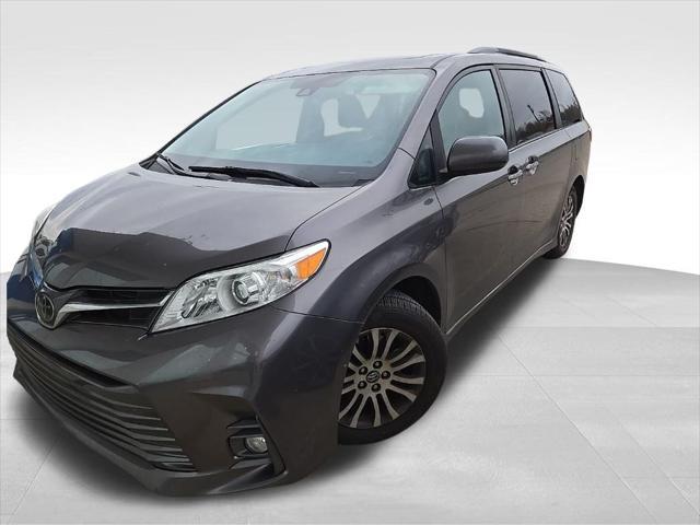 used 2020 Toyota Sienna car, priced at $28,552