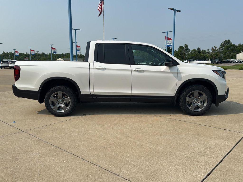 new 2025 Honda Ridgeline car, priced at $45,100