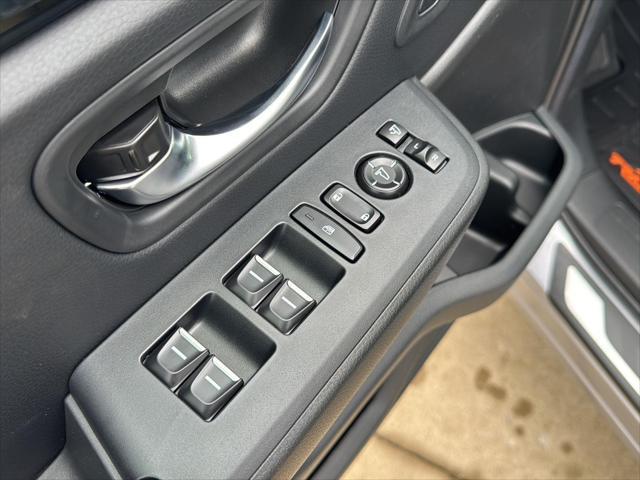 new 2025 Honda Pilot car, priced at $51,330