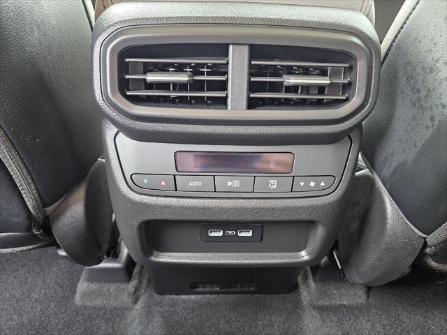 used 2023 Honda Pilot car, priced at $41,680