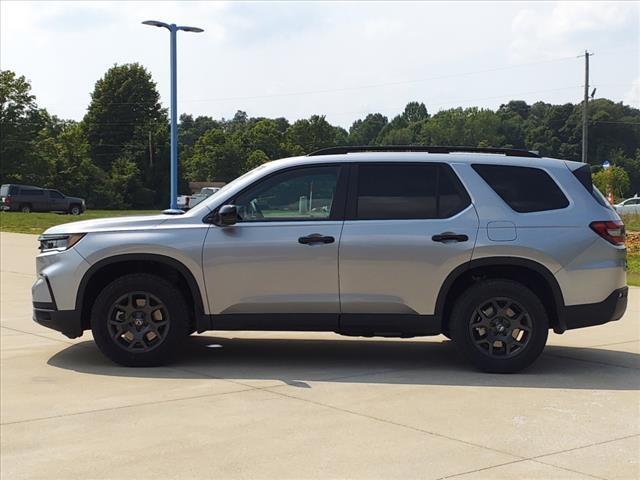 new 2025 Honda Pilot car, priced at $50,975