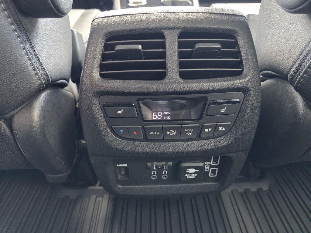 used 2021 Honda Pilot car, priced at $29,725