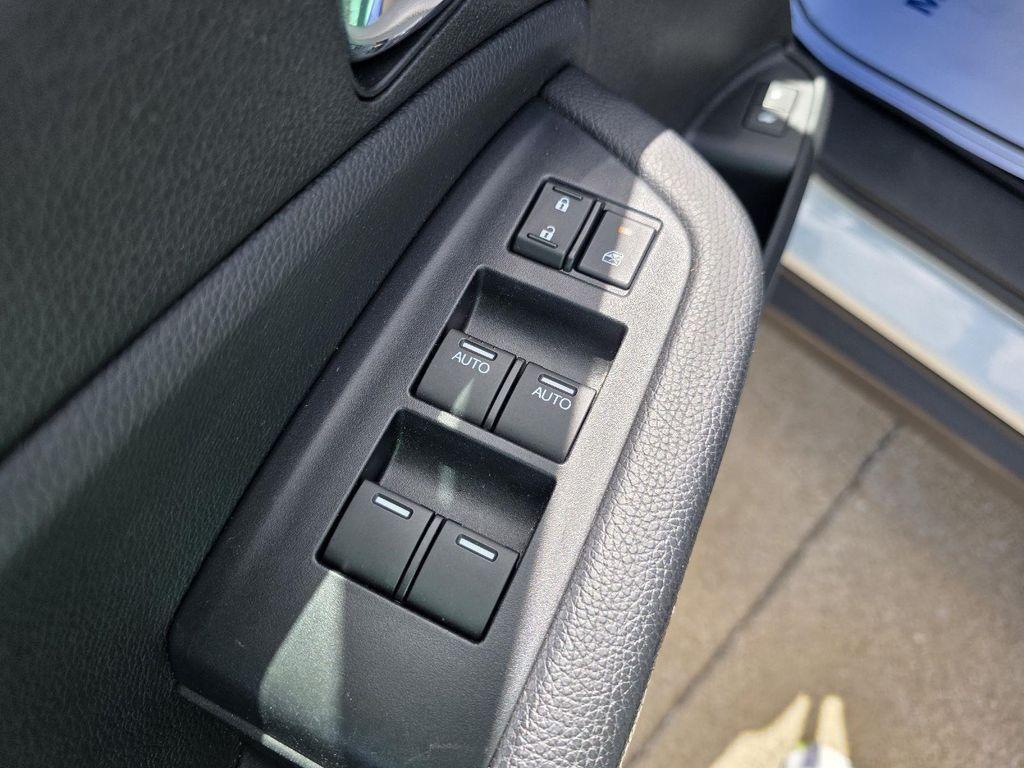 used 2021 Honda Pilot car, priced at $29,725