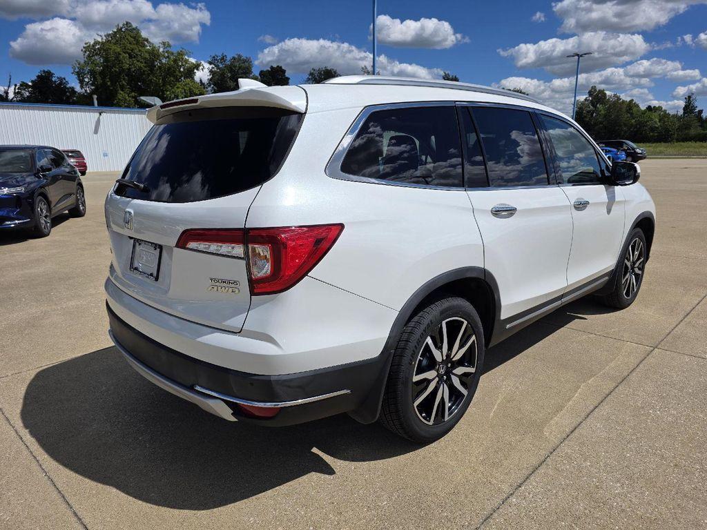 used 2021 Honda Pilot car, priced at $29,725
