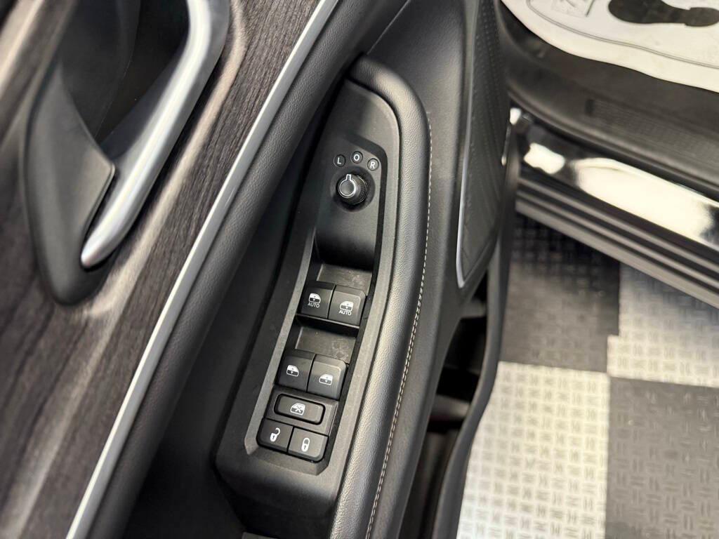 used 2024 Jeep Grand Cherokee 4xe car, priced at $31,135