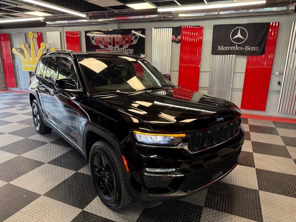 used 2024 Jeep Grand Cherokee 4xe car, priced at $31,135