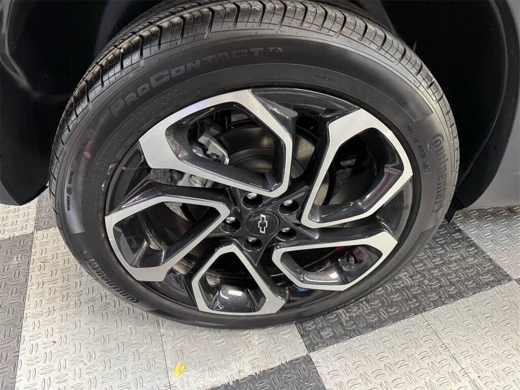 used 2024 Chevrolet Trax car, priced at $23,362