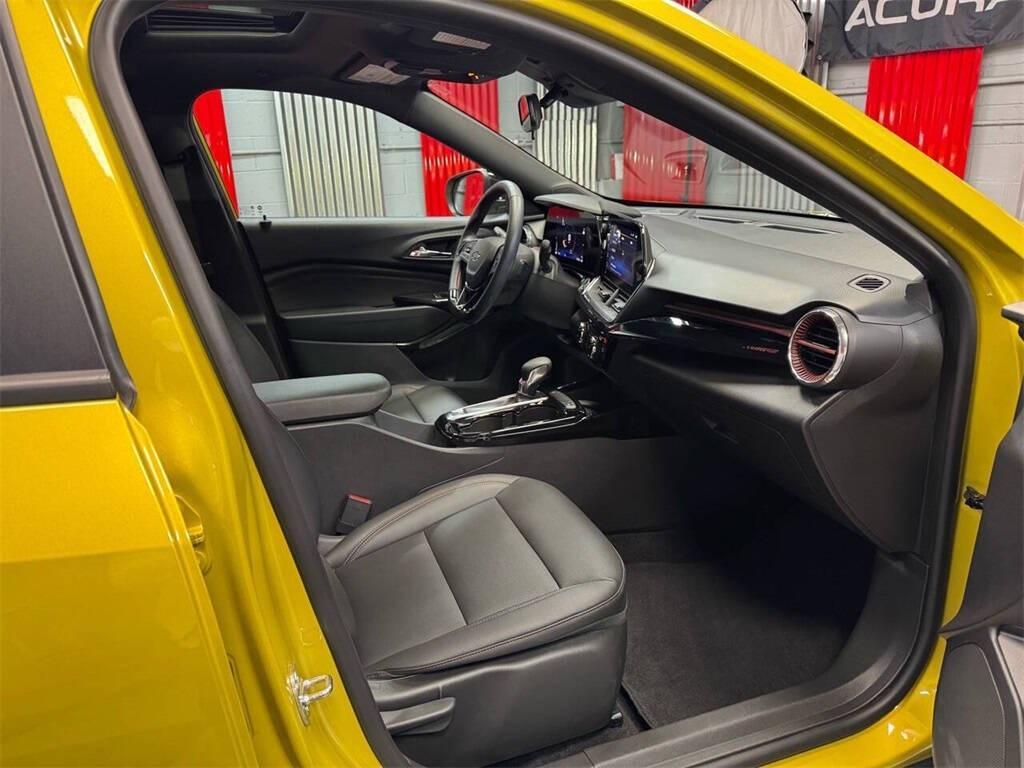 used 2024 Chevrolet Trax car, priced at $23,362