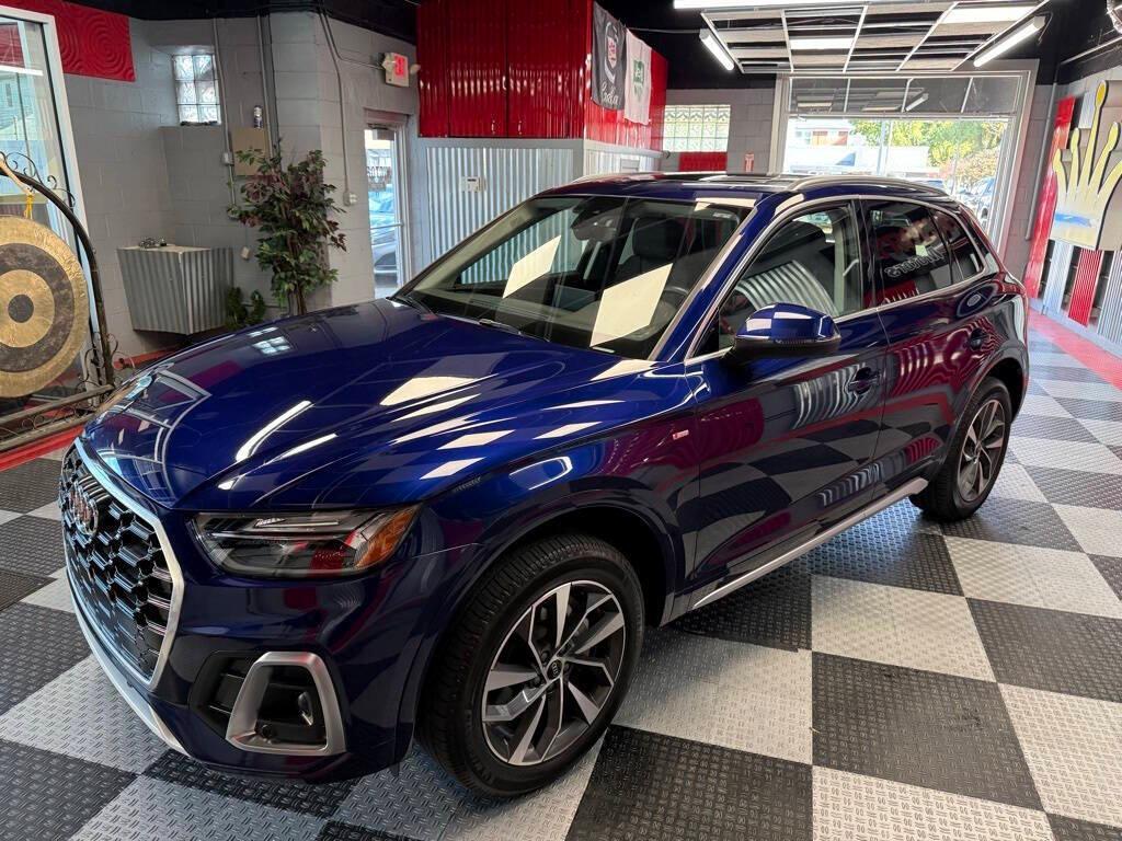 used 2024 Audi Q5 car, priced at $33,123